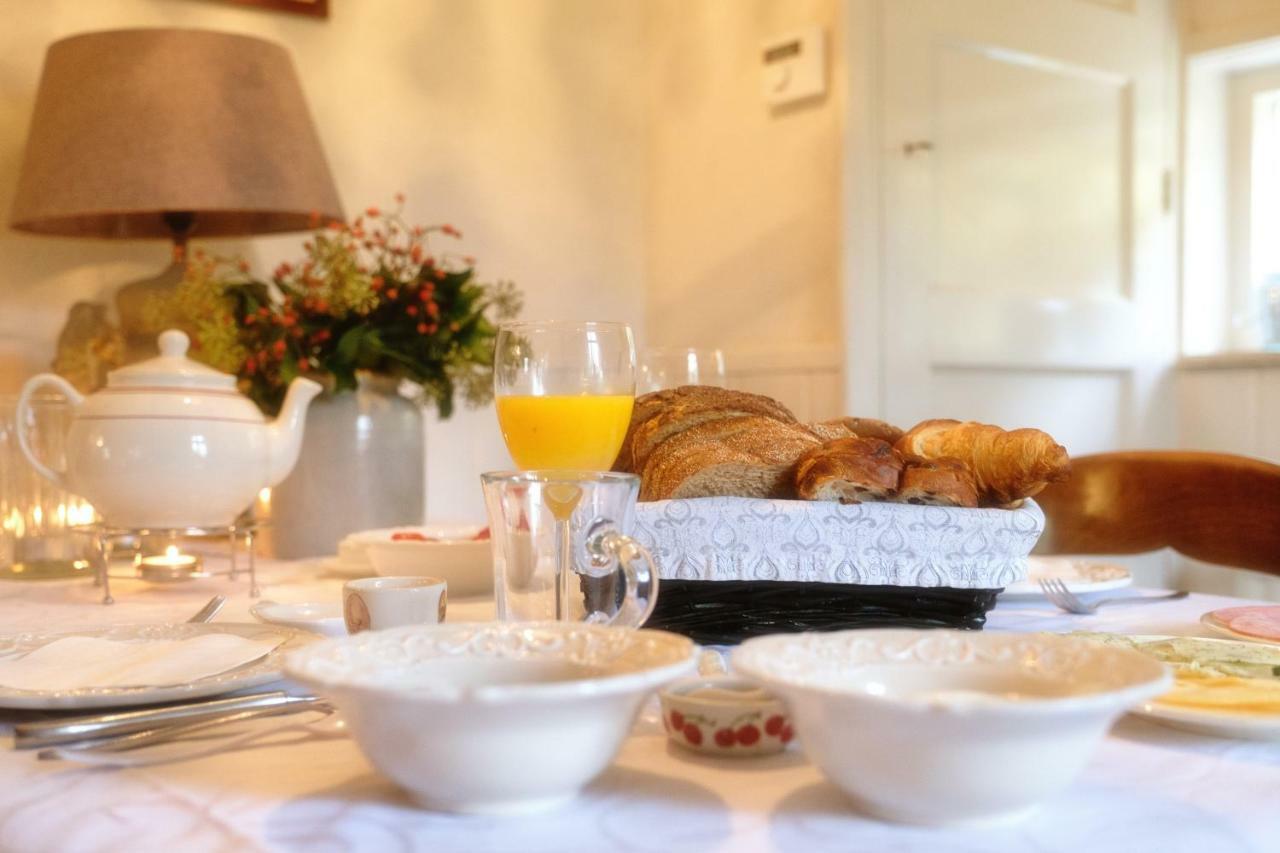 Oes-Tilber Bed & Breakfast Zweeloo Ngoại thất bức ảnh